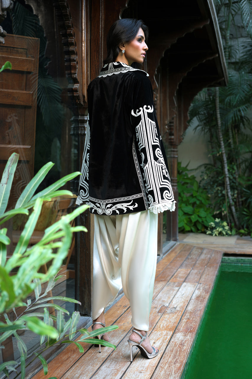 MIDNIGHT GRACE EMBRIODERED SET 00185